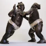 Sculpture Raku représentant un combattant de Kendo, réalisée par le sculpteur Georges Roux à Saint-Nazaire — Georges Roux